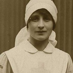 Vera Brittain as a VAD © The Vera Brittain Literary Estate, 1970/The Vera Brittain Fonds, McMaster University Library